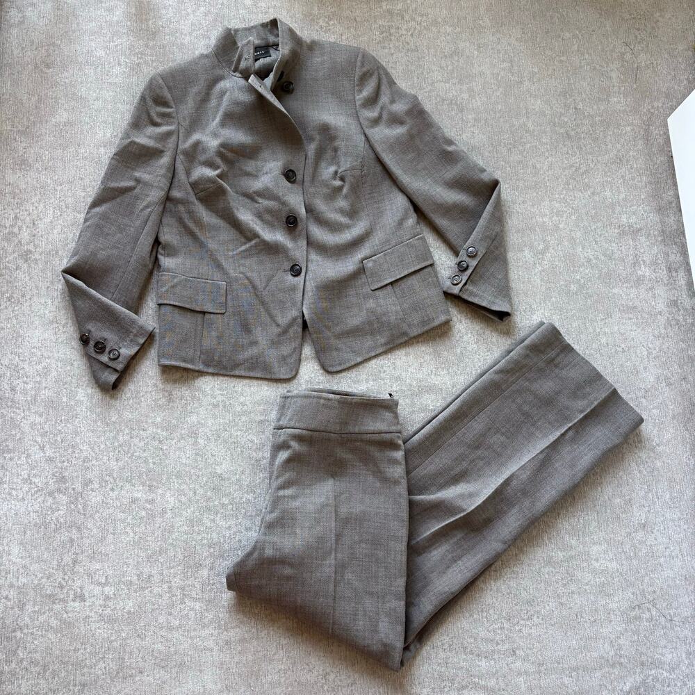 Women’s Akris Grey Wool Suit Set